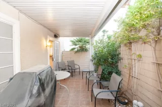 Photo #5: 2251905 Listing 