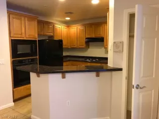 Photo #1: 2251942 Listing