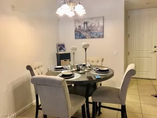 Photo #6: 2251942 Listing