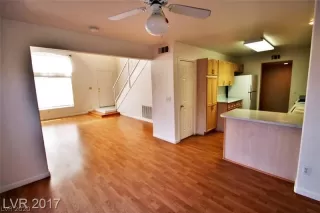 Photo #3: 2251966 Listing 