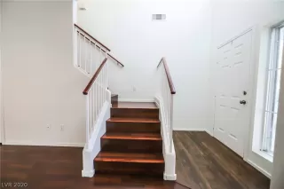 Photo #3: 2251973 Listing