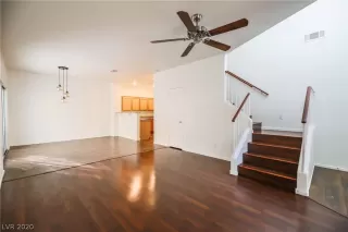 Photo #4: 2251973 Listing