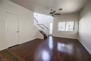 Photo #6: 2251973 Listing