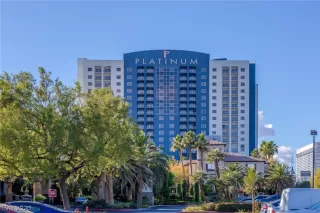 Photo #1: 2252039 Listing