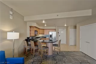 Photo #6: 2252039 Listing