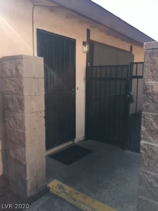 Photo #1: 2252043 Listing