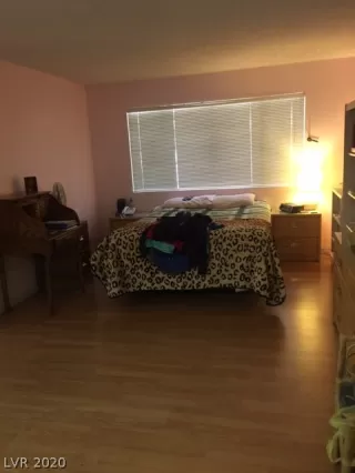 Photo #4: 2252043 Listing