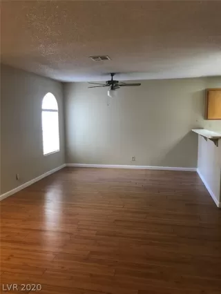 Photo #1: 2252076 Listing 