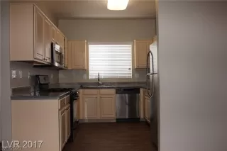 Photo #5: 2252087 Listing 