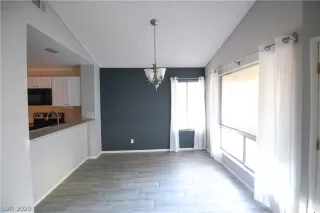 Photo #5: 2252088 Listing