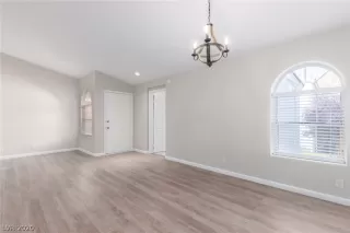 Photo #1: 2252142 Listing