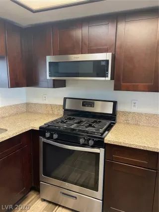 Photo #6: 2252144 Listing 