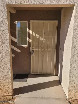 Photo #1: 2252228 Listing