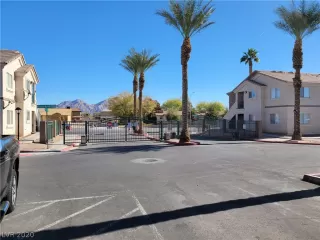 Photo #3: 2252228 Listing