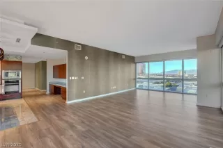 Photo #4: 2252247 Listing 