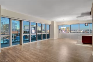 Photo #5: 2252247 Listing 