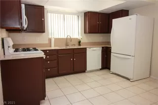 Photo #1: 2252275 Listing 