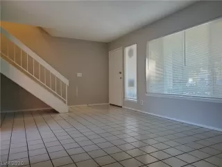 Photo #4: 2252307 Listing 