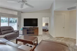 Photo #6: 2253335 Listing 