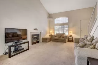 Photo #5: 2253351 Listing