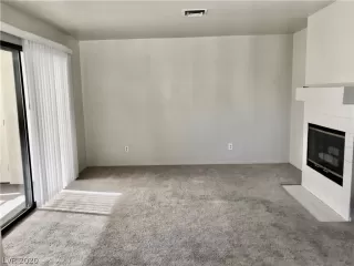 Photo #3: 2253411 Listing