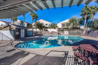 Photo #4: 2253419 Listing