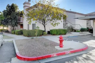 Photo #1: 2253431 Listing 