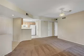 Photo #4: 2253431 Listing 