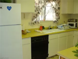 Photo #2: 2253437 Listing 