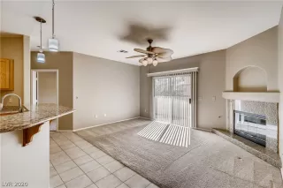 Photo #4: 2253489 Listing