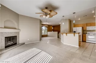 Photo #5: 2253489 Listing