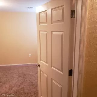 Photo #6: 2253517 Listing