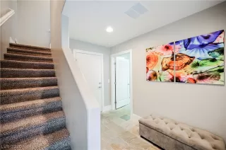 Photo #3: 2253526 Listing