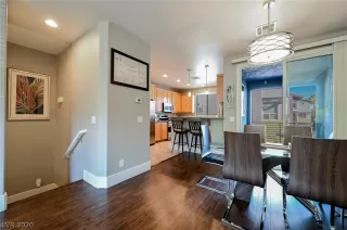 Photo #4: 2253526 Listing