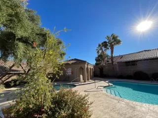 Photo #3: 2253653 Listing 