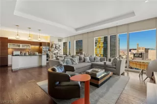 Photo #1: 2253677 Listing 