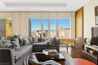 Photo #4: 2253677 Listing 