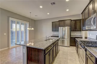 Photo #3: 2253689 Listing 