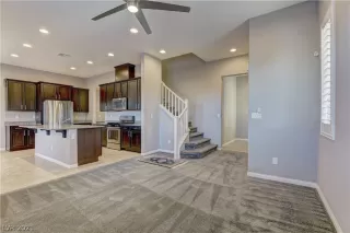 Photo #4: 2253689 Listing 