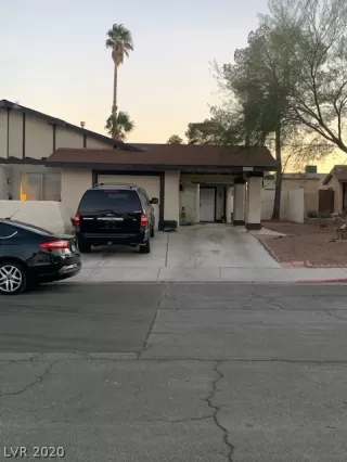 Photo #1: 2253786 Listing