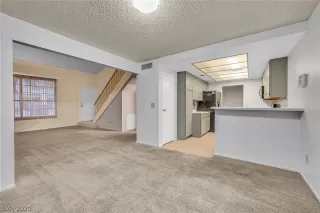 Photo #3: 2253848 Listing 