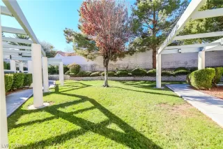 Photo #3: 2253849 Listing