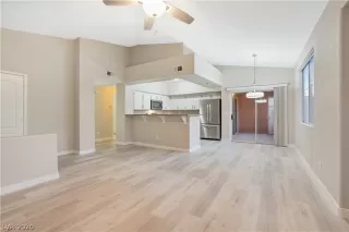 Photo #1: 2253873 Listing 