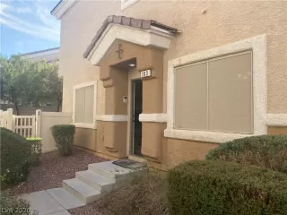 Photo #1: 2253875 Listing