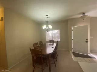 Photo #5: 2253875 Listing