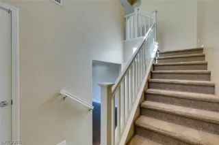 Photo #4: 2253920 Listing