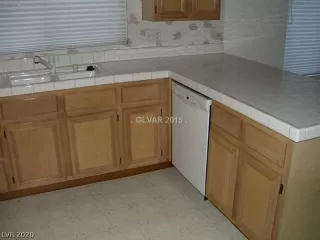 Photo #2: 2253956 Listing 