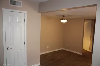 Photo #6: 2253959 Listing