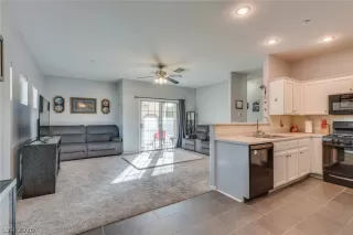 Photo #1: 2253967 Listing 