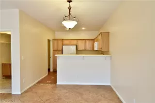 Photo #3: 2253975 Listing